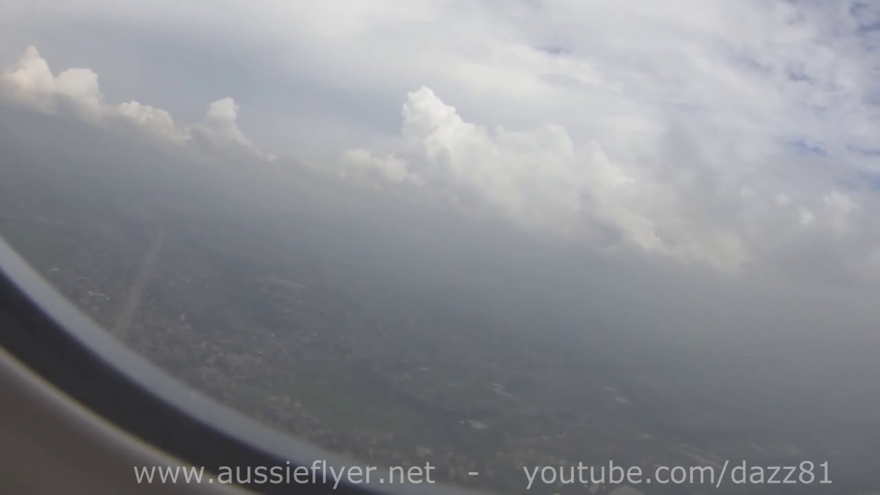 Thai Airways Royal Silk Lounge