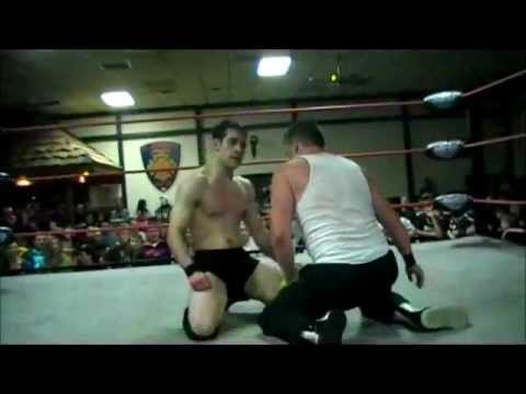 ESW - Kevin Grace vs. Brandon Thurston (11/12/2011)