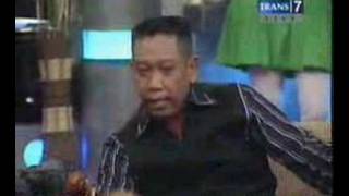 Download lagu Empat Mata Rahasia Perempuan 4 mp3 Download lagu Empat Mata Rahasia Perempuan 4 mp3