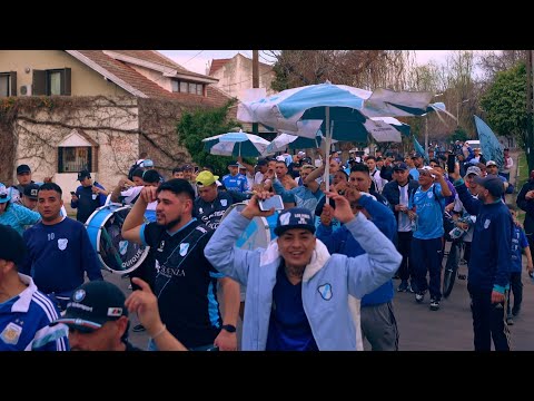 "CARAVANA de TEMPERLEY (1/3) #futbolargentino #hinchada #primeranacional #temperley" Barra: Los Inmortales &bull; Club: Temperley