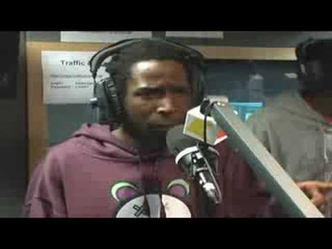 Jammer, D Power & C Gritz freestyle on the Logan Sama show: 04/08/08 Part 1/2