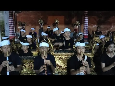 LATIHAN IRINGAN TARI SEKAR JEMPIRING