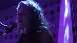 Emmy the Great - Swimming Pool (live at Baby&#39;s All Right)