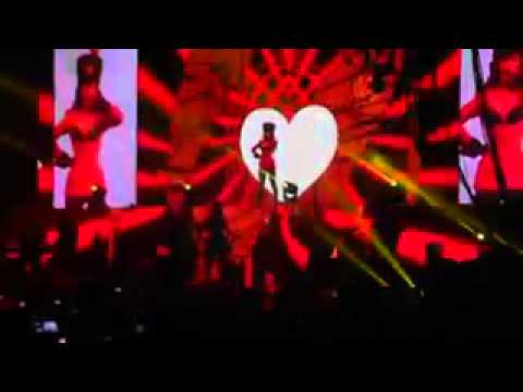 Natalia Oreiro . Tu Veneno 12.12.2014 (S. Petersburgo- Rusia)