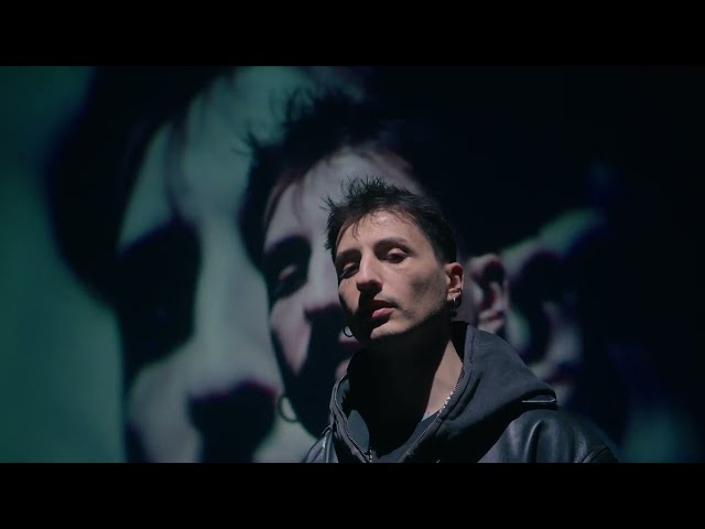 Video zu 'Prima Che' ansehen