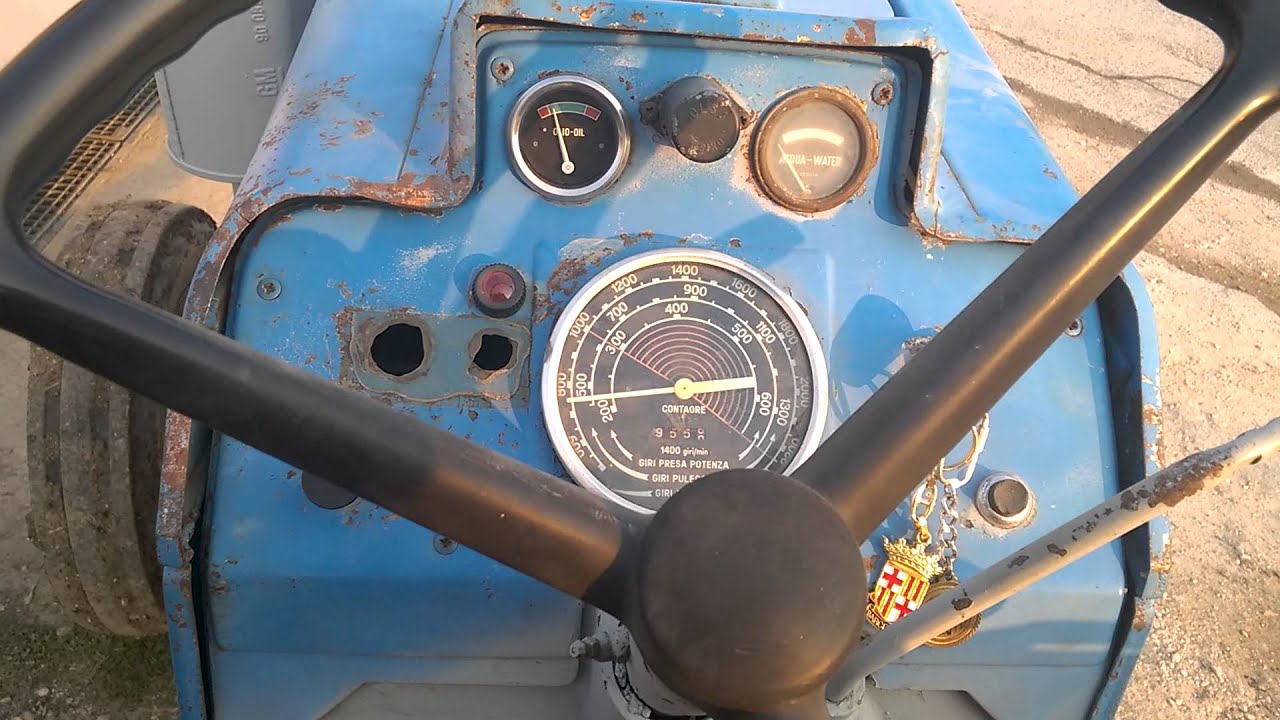 Watch Now Minimo del Landini R5000N...fantastico motore Perkins di 43 anni fa!!! Minimo del Landini R5000N...fantastico motore Perkins di 43 anni fa!!!