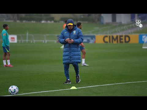 Seleção Brasileira treina na Granja Comary antes de enfrentar o Chile || portalmultiplix.com
