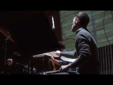 Especie (de G.Cerati) version de Marco Sanguinetti en vivo en el CCK.