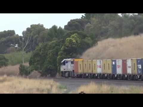 VL 353 Lovely banks 28-3-14