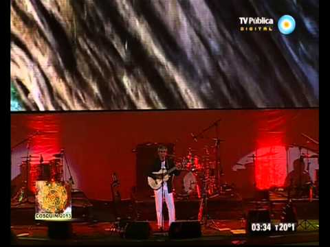 Festival Cosquín 2013 - 1º Luna - Peteco Carabajal (1 de 5)