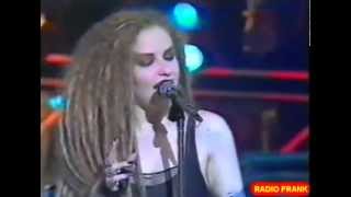 Un Hombre De Verdad Lyrics English Translation