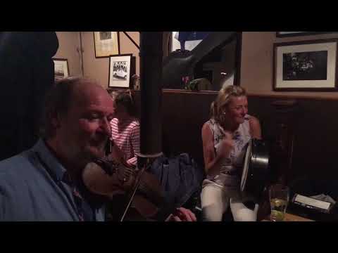 The Pheasant Pluckers live @ Mccarthys Bar 24/08/2017