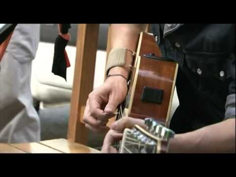 Lisandro Aristimuño - Azúcar del Estero, acustiquito en "Bache" de noviembre 2010