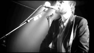 Studio Brussel: Admiral Freebee - Living For The Weekend (live in Club 69)