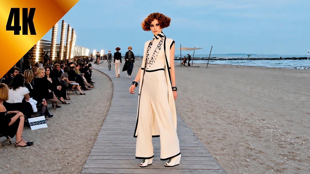 Chanel | Cruise 2010 | Venice