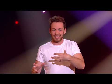 ALEX RAMIRES  à Signé Taloche - La salle de sports