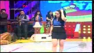 Download lagu SITI BADRIAH [Bara Bere] Live At Lawan Tawa (27-02-2014) Courtesy GLOBAL TV mp3
