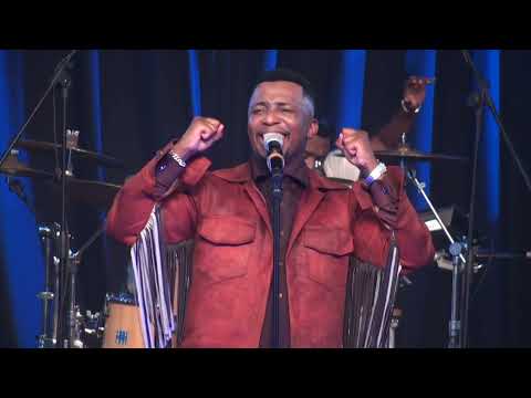 Hymns Medley - Lusanda Beja