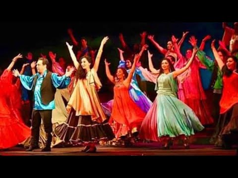 104. FILM  - CYGAŃSKI TEATR „ROMEN”  - MOSKWA, ROSJA