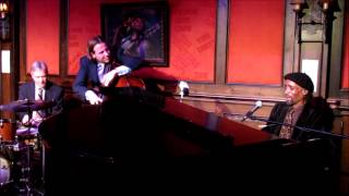 Johnny O'Neal Trio - Yours Is My Heart Alone