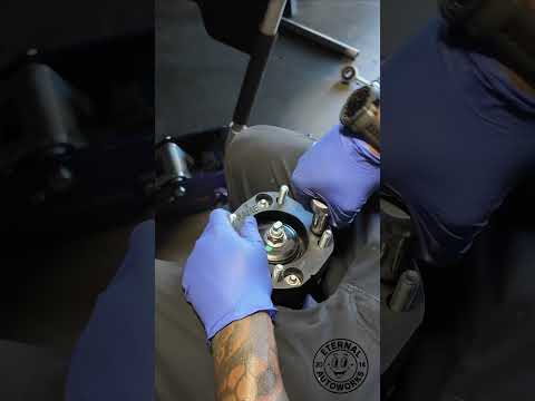2025 Toyota TRD Tundra Rough Country leveling kit install. #asmr #automobile #mechanic #asmrsounds