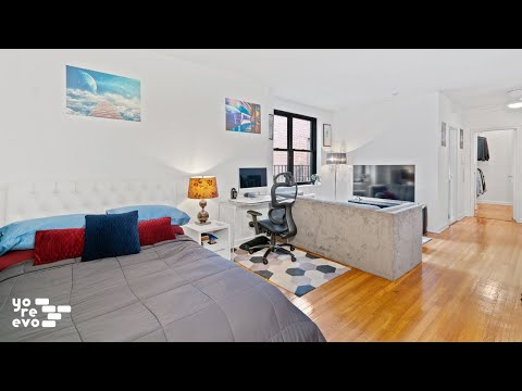 Prime Greenwich Village Studio | 100 West 12th Street Apt 6E | Yoreevo