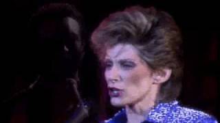 Linda November - Singer of Commercials