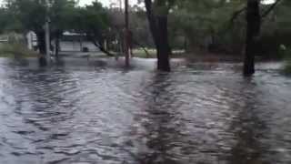 preview picture of video 'Passing Hurricane Sandy floods Buxton, N.C.'
