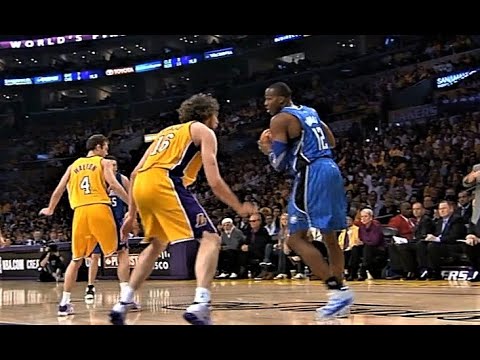 Pau Gasol Defense on Dwight Howard | 2009 NBA Finals
