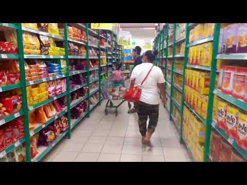 Lagi belanja untuk mlm tahun baru.