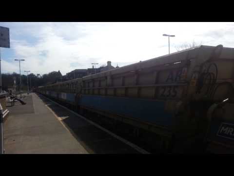 Class 66 732 passing Haywards Heath