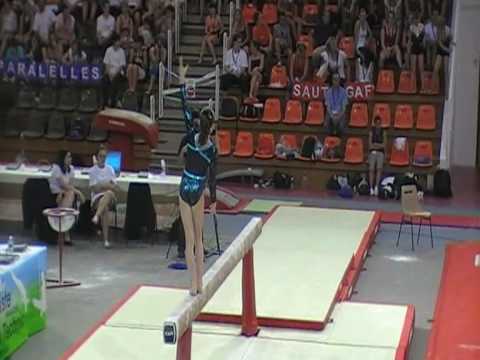 Léa Callon Poutre Finale Coupe de France Chalons en Champagne 2010