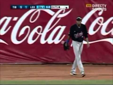 Atrapada del Cafecito Martínez contra los Leones del Caracas