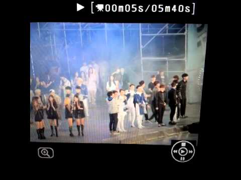 [LQ/Fancam] 141018 Minho Kicked Key's back - SMTOWN Concert in Shanghai Ending