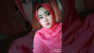 Download lagu Randa berang goyang saalit ah mp3 Download lagu Randa berang goyang saalit ah mp3