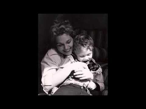 Judy Holliday - Pass That Peace Pipe