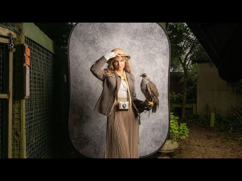 Promo video for the Vintage Collapsible Background 1.5 x 2.1m Smoke/Concrete