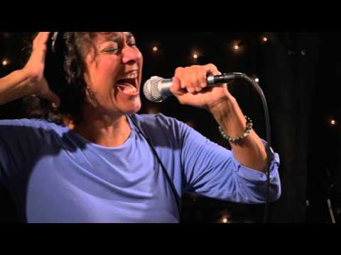 Leticia Rodriguez - Frio En El Alma (Live on KEXP)