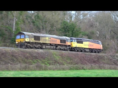 66849 + 56090 Convoy, 0F55 & 56096 Light Engine, 0Z56 @ Avoncliff - 08/12/21