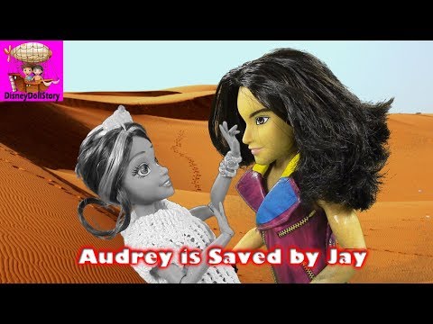 Audrey is Saved by Jay - Part 4 - King of Thieves Descendants Disney