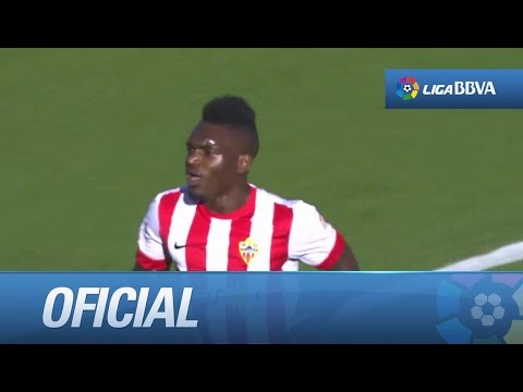 Disparo de Thievy al travesaño en el UD Almería - Athletic Club - HD