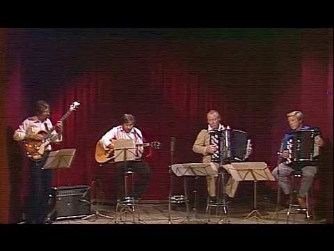 Arnstein Johansen & Sverre Cornelius Lund - It had to be you (Isham Jones)