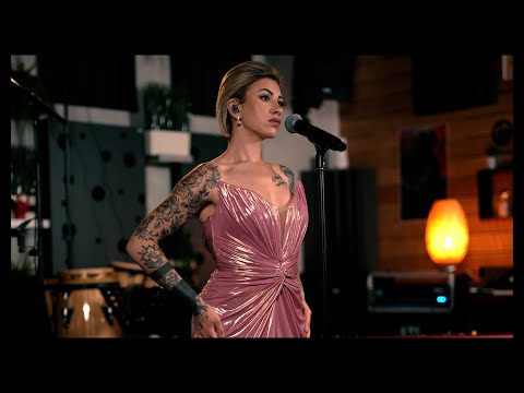 Stela Rade - Spasi nas (live)