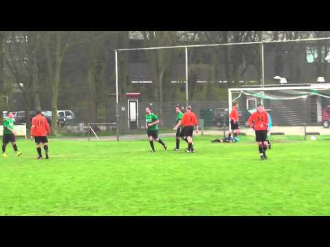 Opjestropdas.nl 11 april 2015 DSO Ultrajectum 2  - VV De Meern 8 com 3-2 DSO benut penalty (3-1)