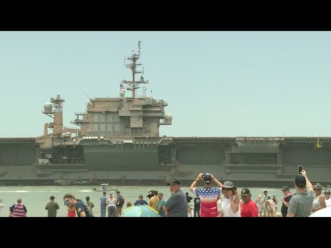 USS Kitty Hawk Arrival to RGV