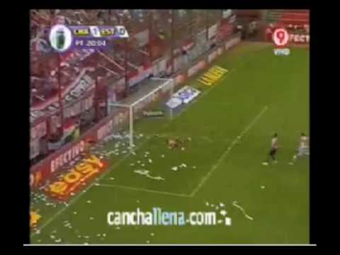 Gol de Chacarita. Chacarita le gana a Estudiantes 1 a 0 PARCIAL