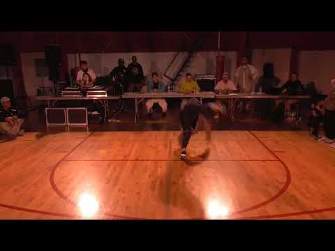 Cypher Minds Top 32 B-girl Shade vs Whorah & Kid Break