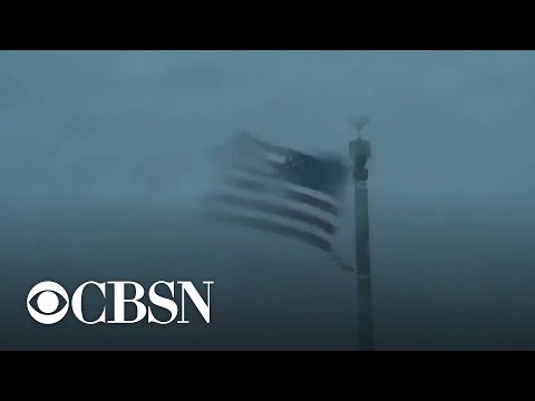 Hurricane Dorian lashes North Carolina coast