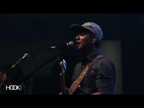 Efek Rumah Kaca - Biru (Live at BYNAMIC Fest 2019)