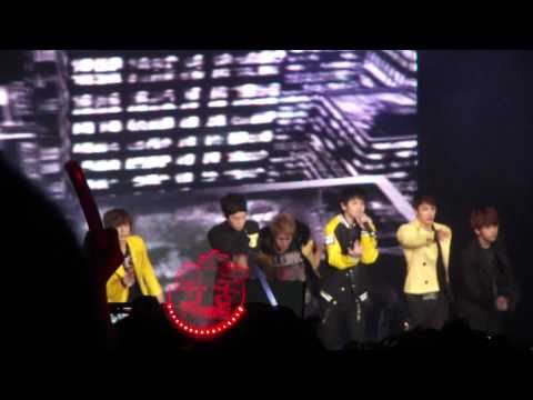 [FANCAM] 101204 - B2ST Singing "Mystery"